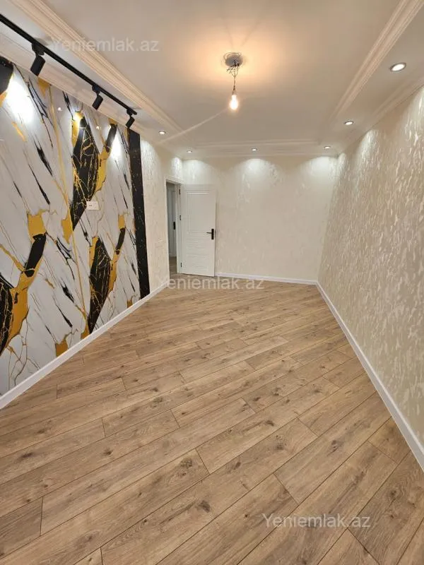 Satılır 3 otaqlı köhnə tikili 75 m²
