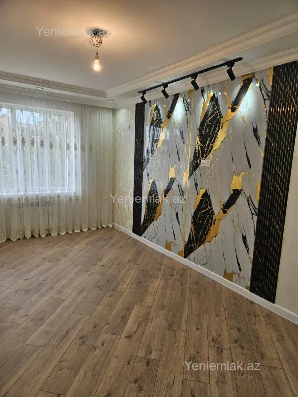 Satılır 3 otaqlı köhnə tikili 75 m²