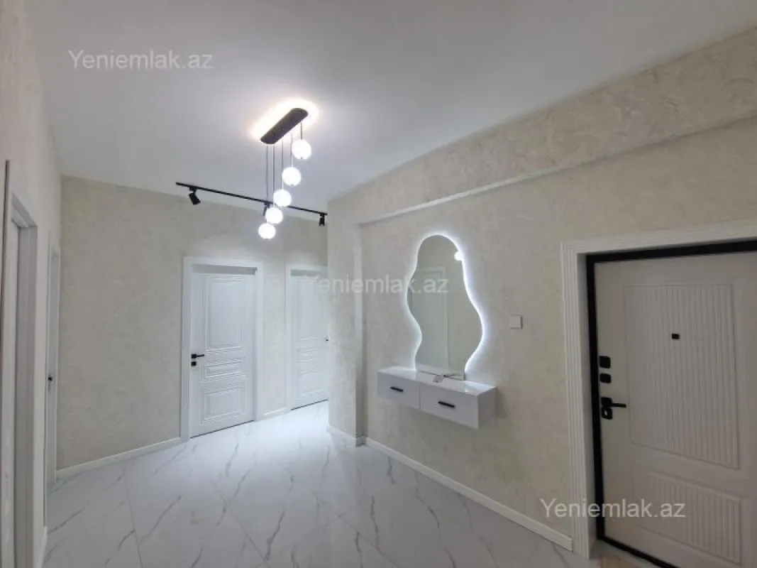 Satılır 3 otaqlı yeni tikili 96 m²