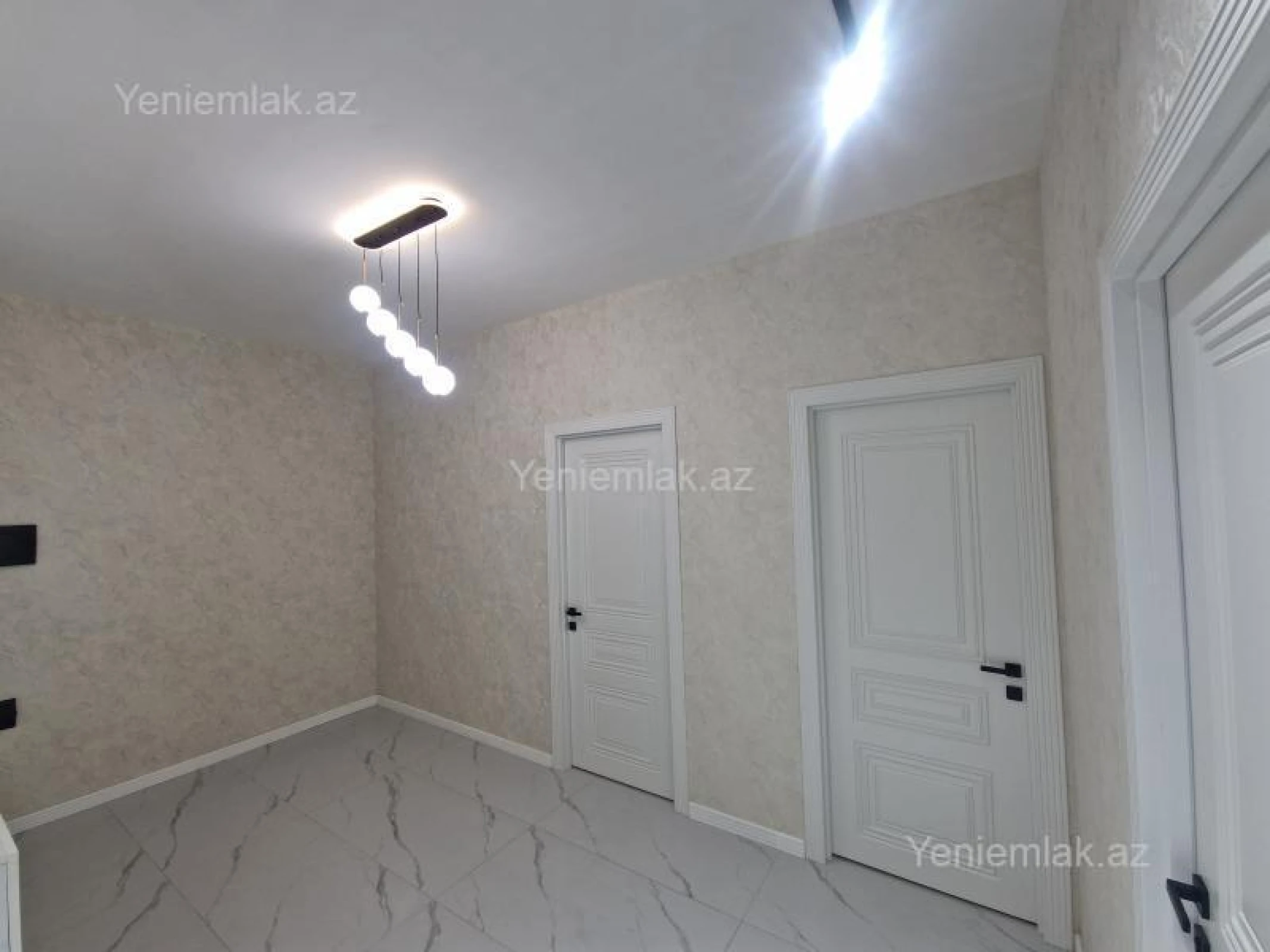 Satılır 3 otaqlı yeni tikili 96 m²