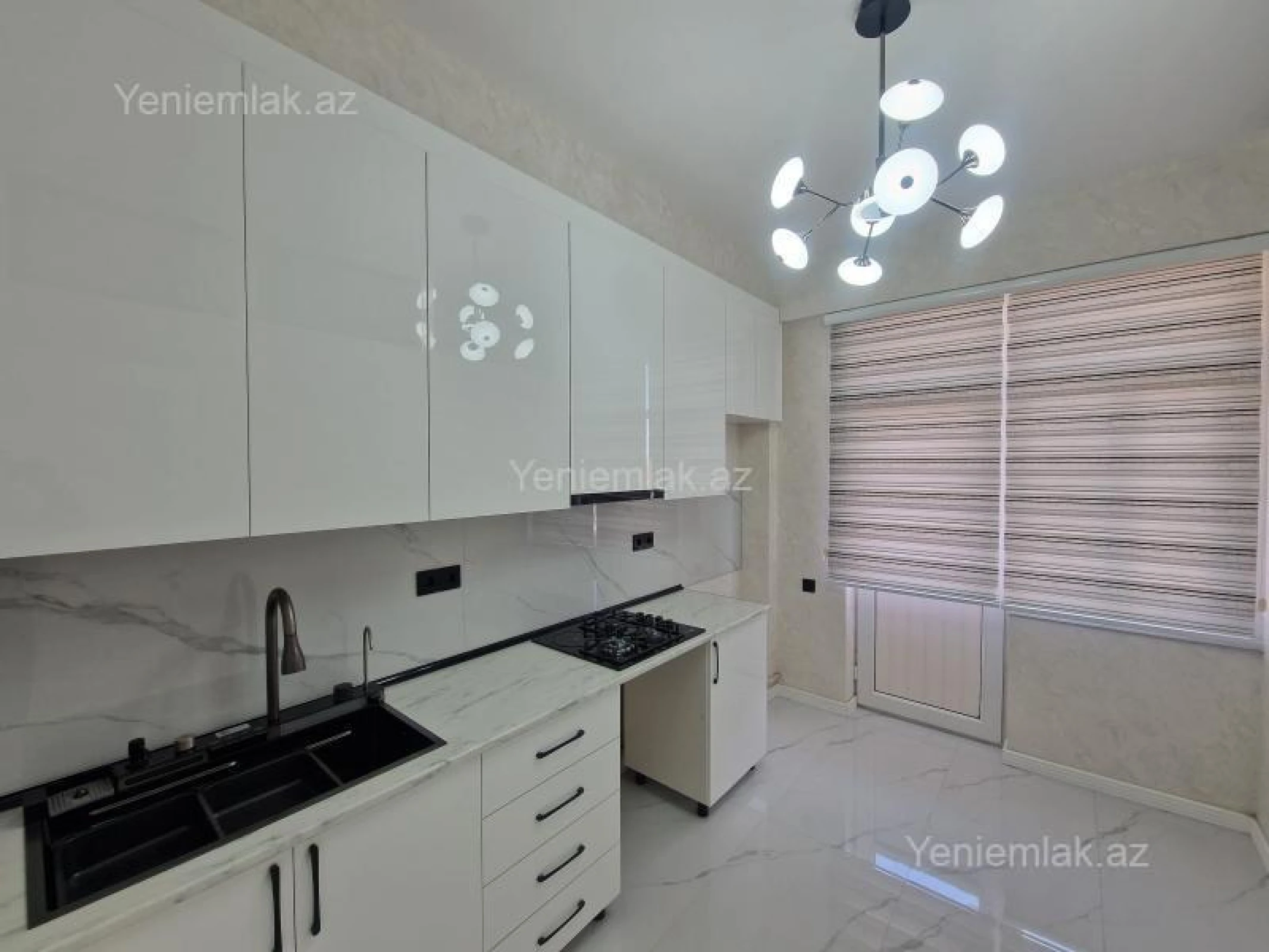 Satılır 3 otaqlı yeni tikili 96 m²