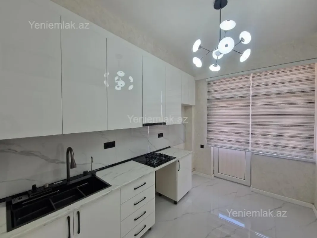 Satılır 3 otaqlı yeni tikili 96 m²