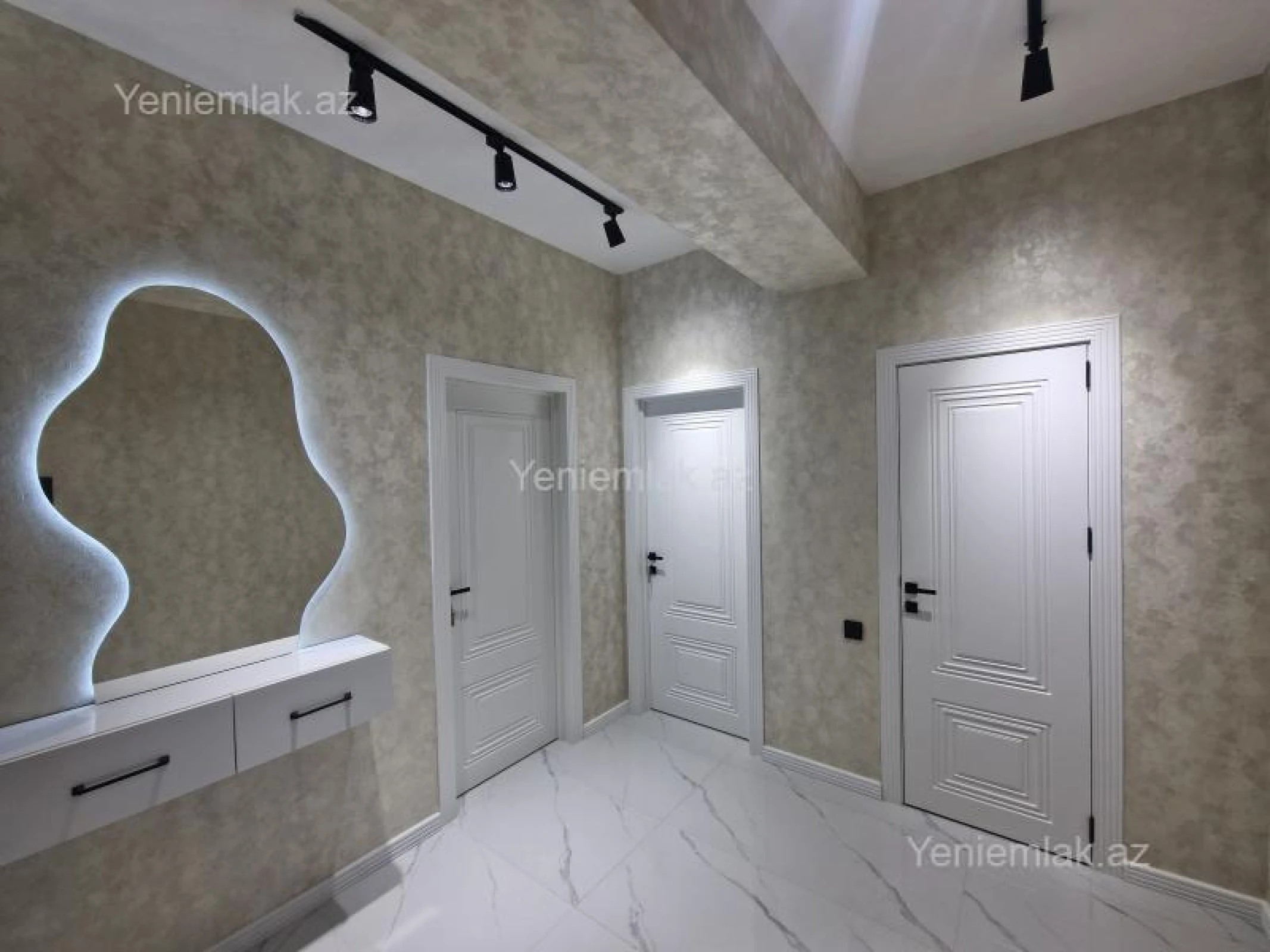 Satılır 3 otaqlı yeni tikili 92 m²