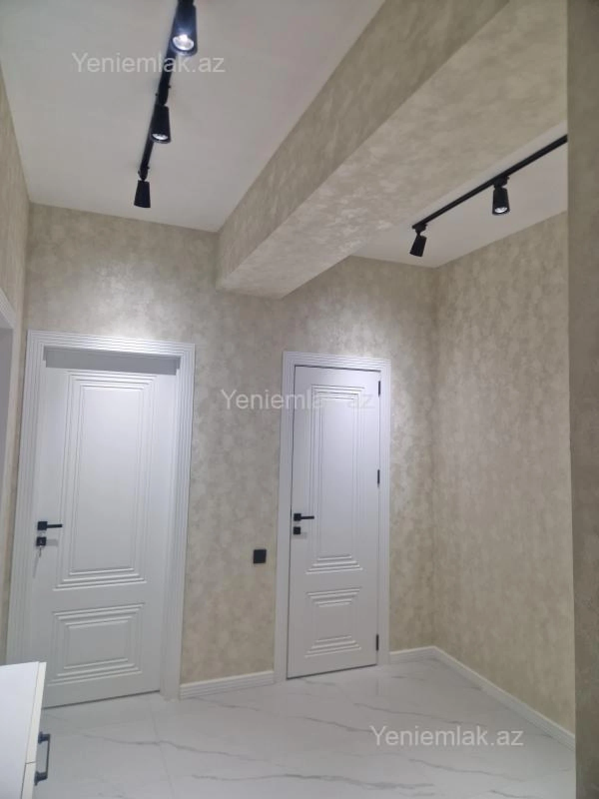 Satılır 3 otaqlı yeni tikili 92 m²