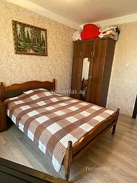 Satılır 3 otaqlı köhnə tikili 80 m²