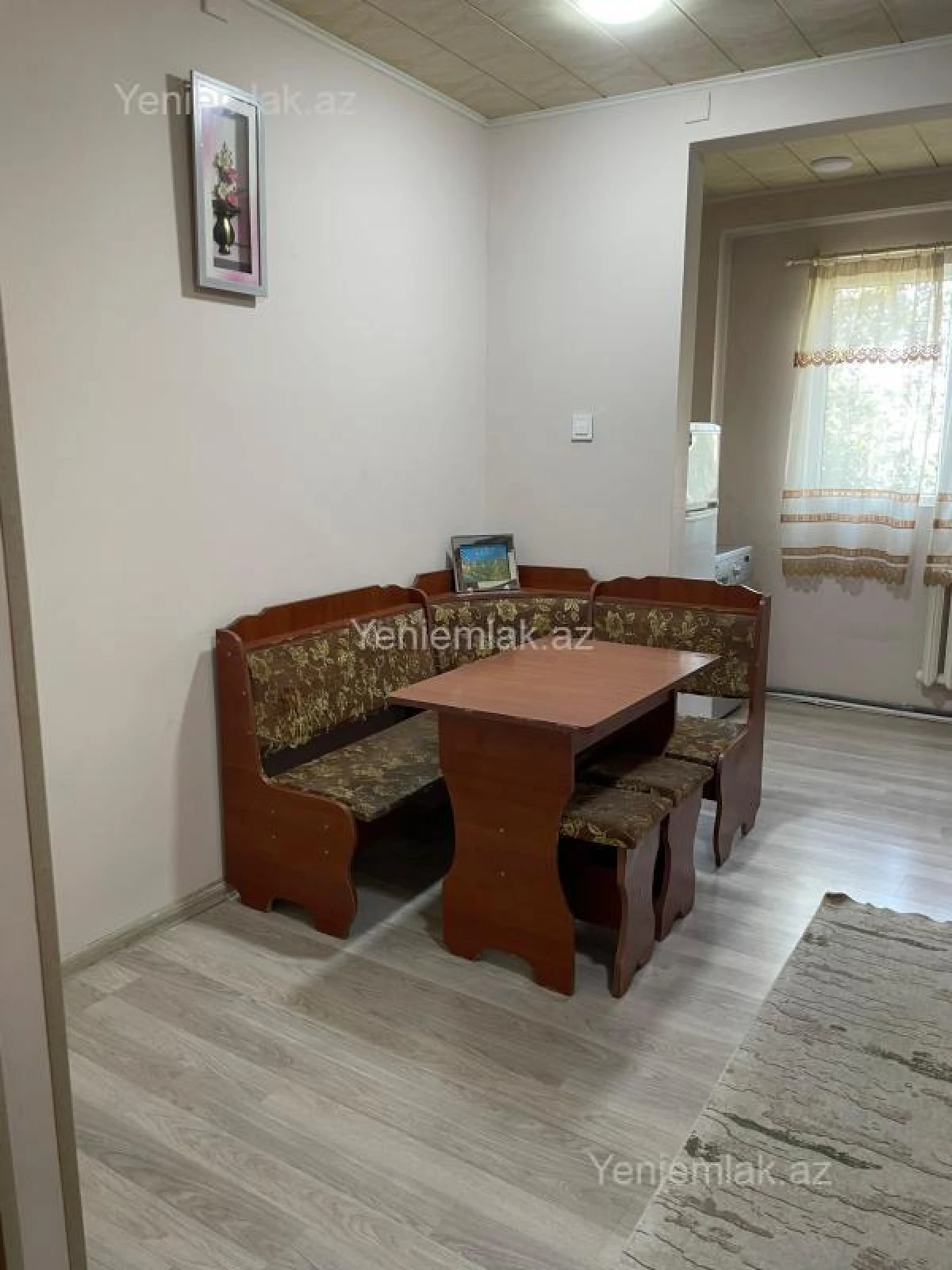 Satılır 3 otaqlı köhnə tikili 80 m²