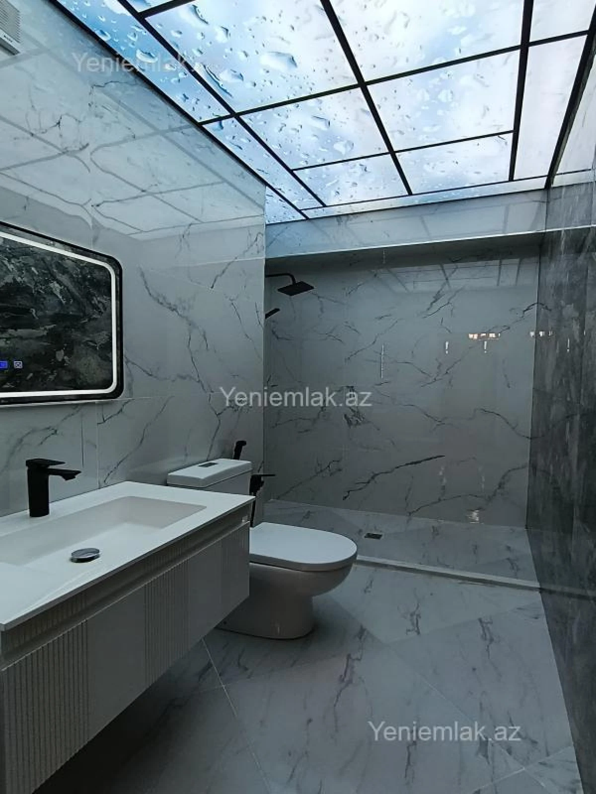 Satılır 4 otaqlı yeni tikili 155 m²