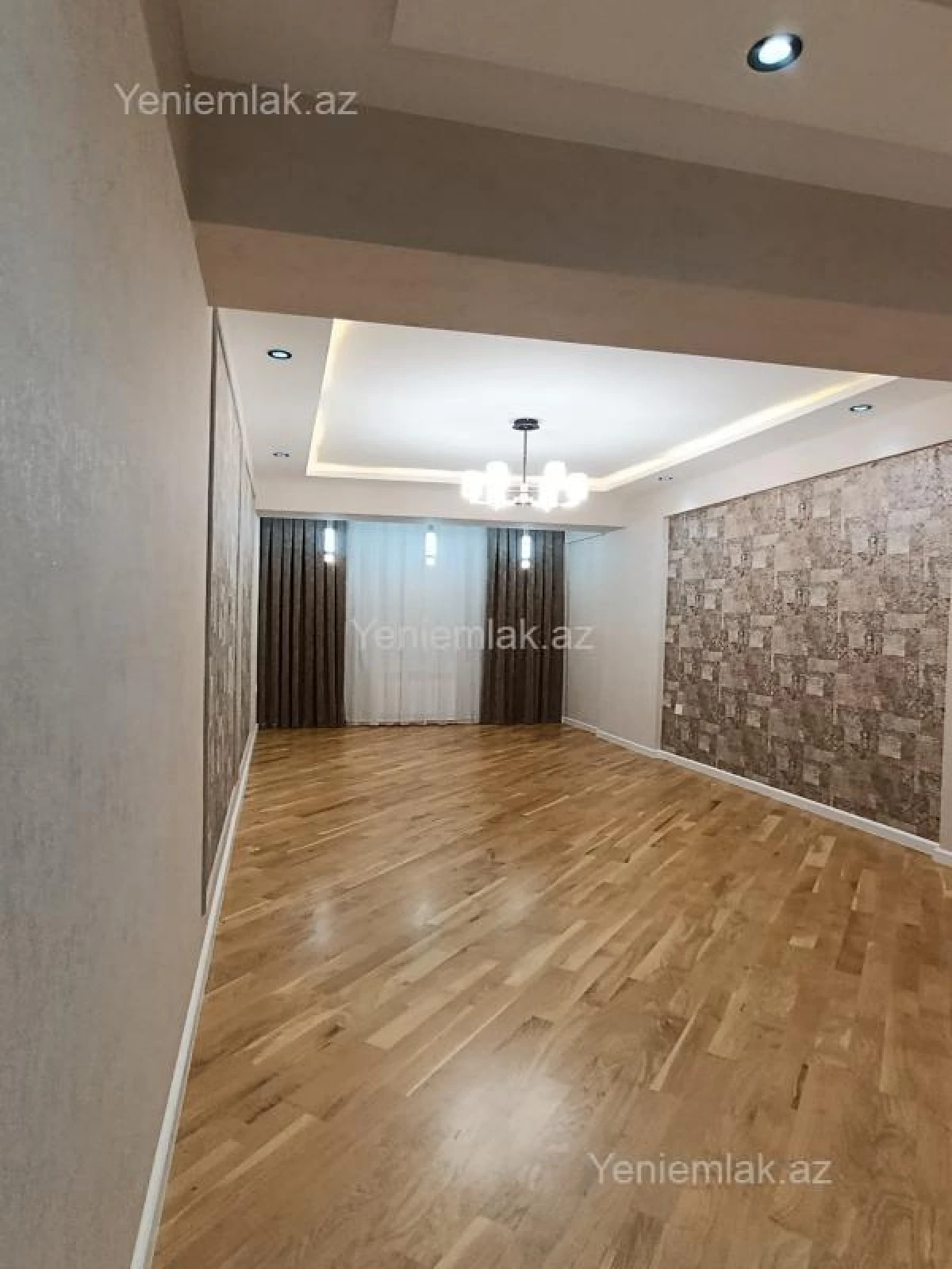 Satılır 4 otaqlı yeni tikili 155 m²