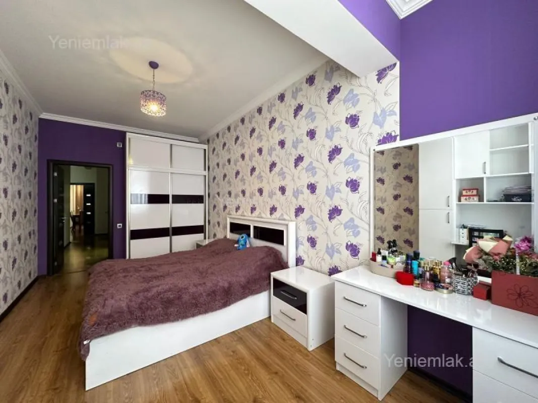 Satılır 3 otaqlı yeni tikili 95 m²