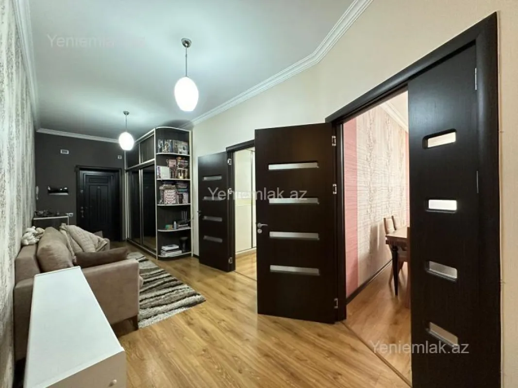 Satılır 3 otaqlı yeni tikili 95 m²