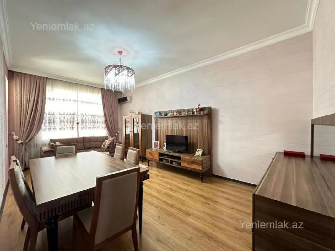 Satılır 3 otaqlı yeni tikili 95 m²