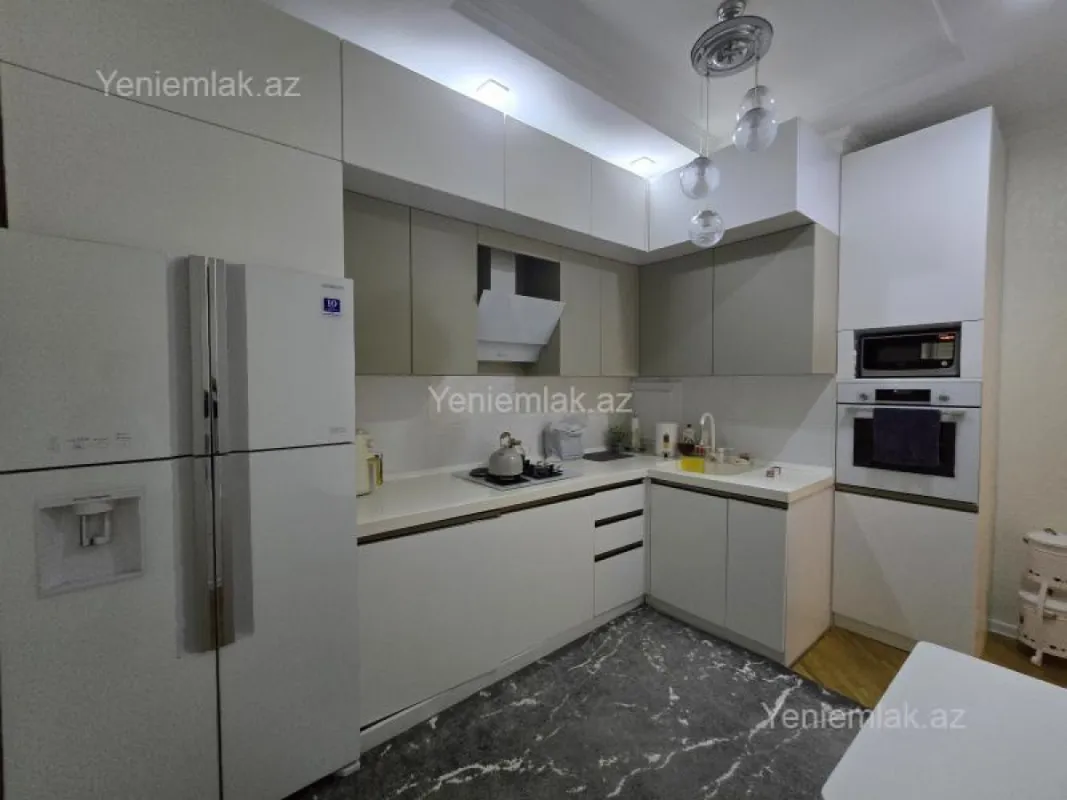 Satılır 2 otaqlı yeni tikili 94 m²