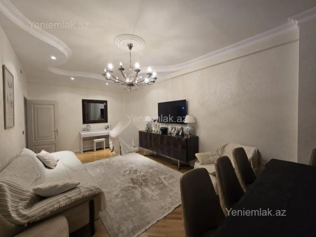 Satılır 2 otaqlı yeni tikili 94 m²