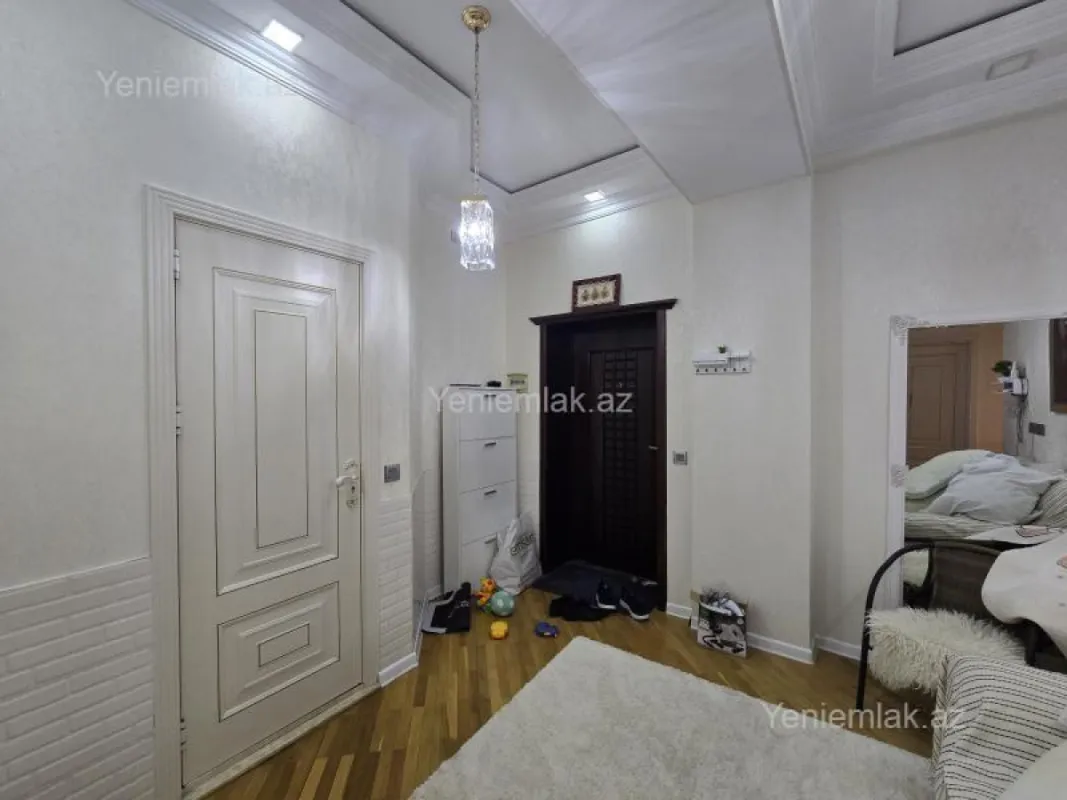 Satılır 2 otaqlı yeni tikili 94 m²