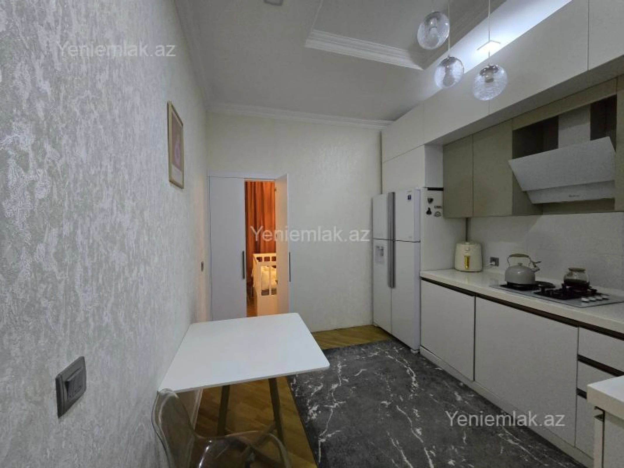 Satılır 2 otaqlı yeni tikili 94 m²