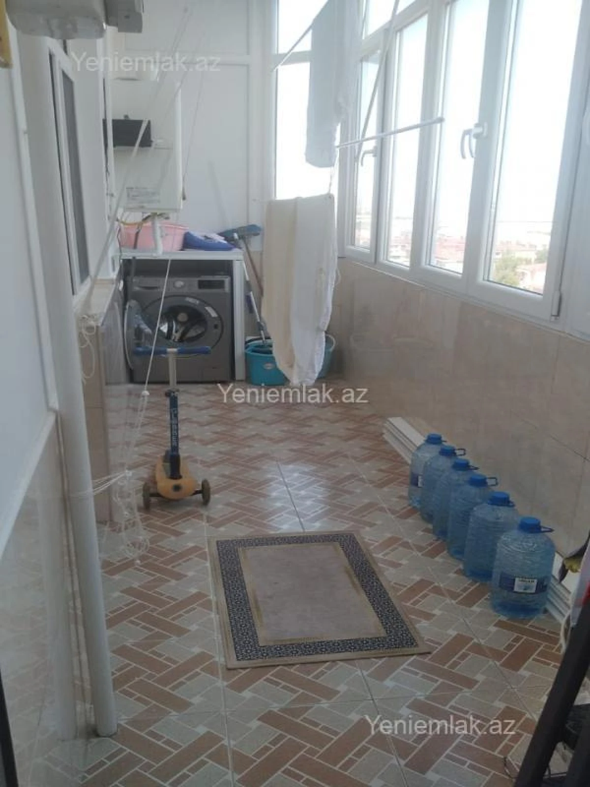 Satılır 3 otaqlı yeni tikili 130 m²