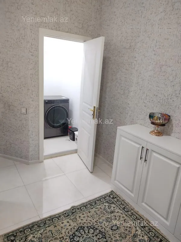 Satılır 4 otaqlı yeni tikili 162.5 m²