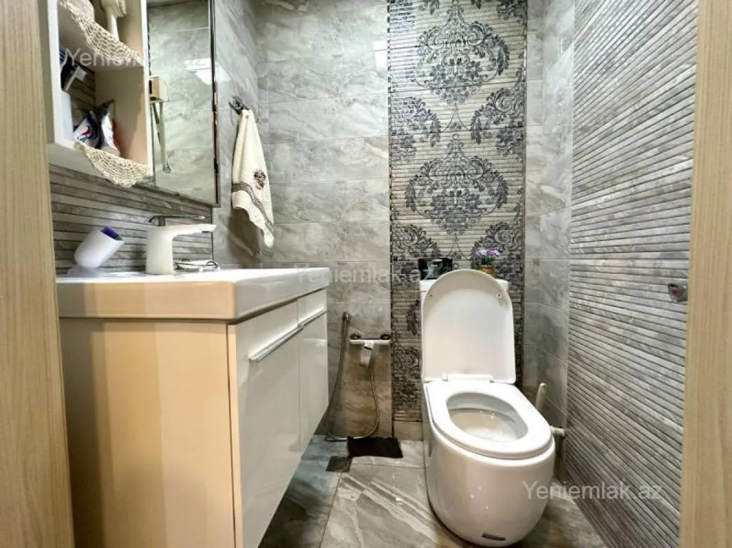 Satılır 4 otaqlı yeni tikili 120 m²