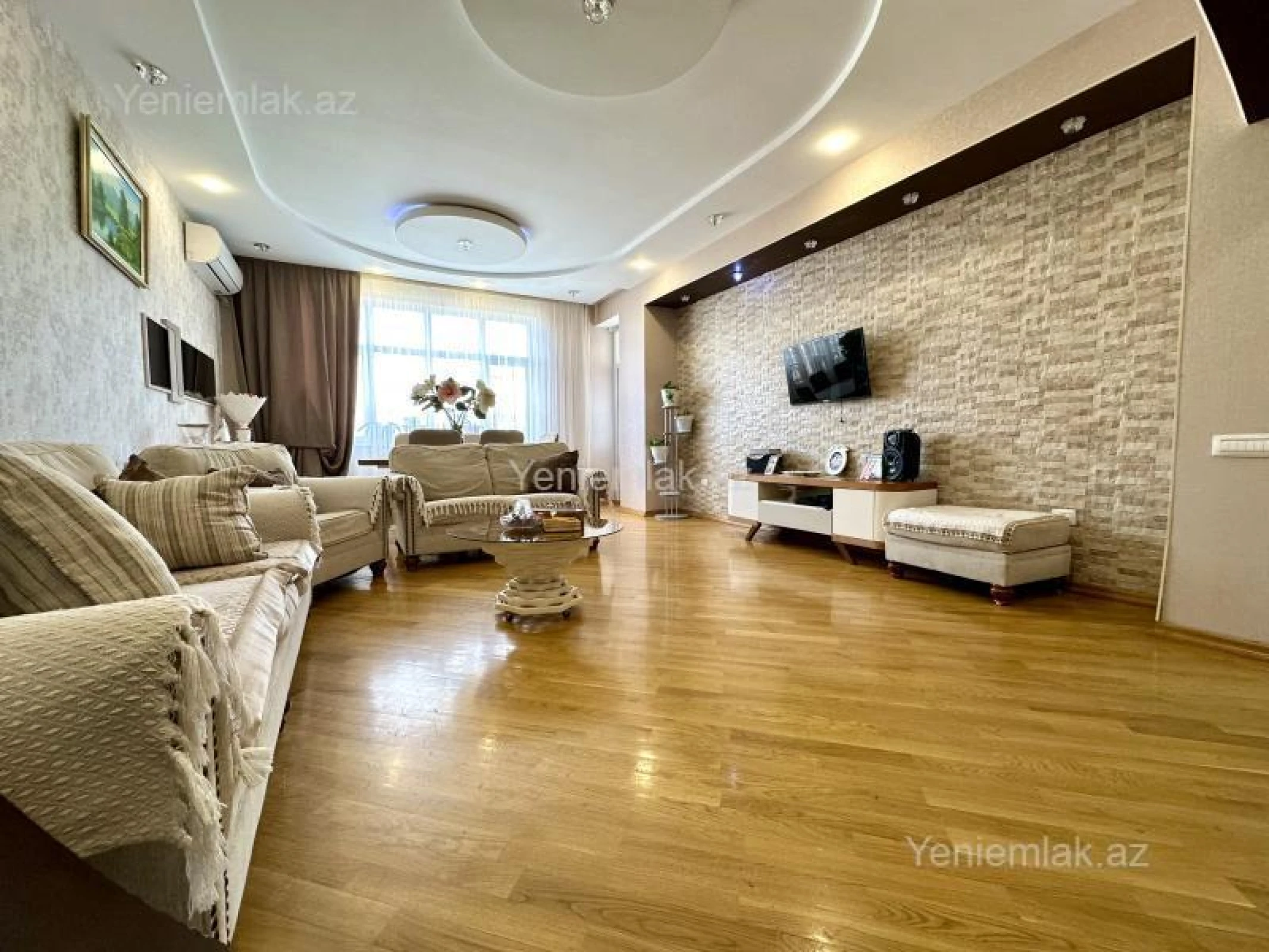 Satılır 4 otaqlı yeni tikili 120 m²