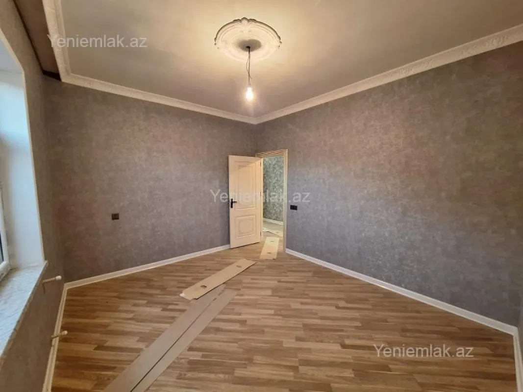 Satılır 4 otaqlı həyət evi 125 m²