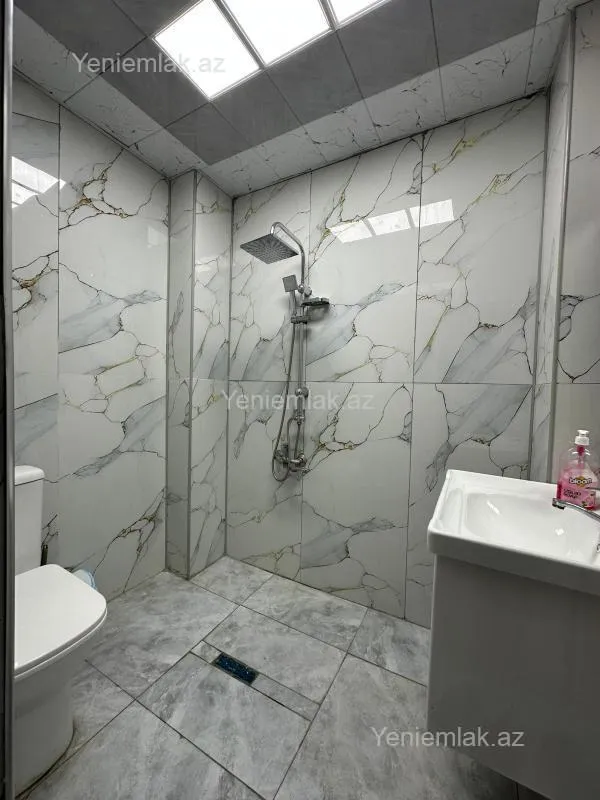 Satılır 2 otaqlı yeni tikili 50 m²