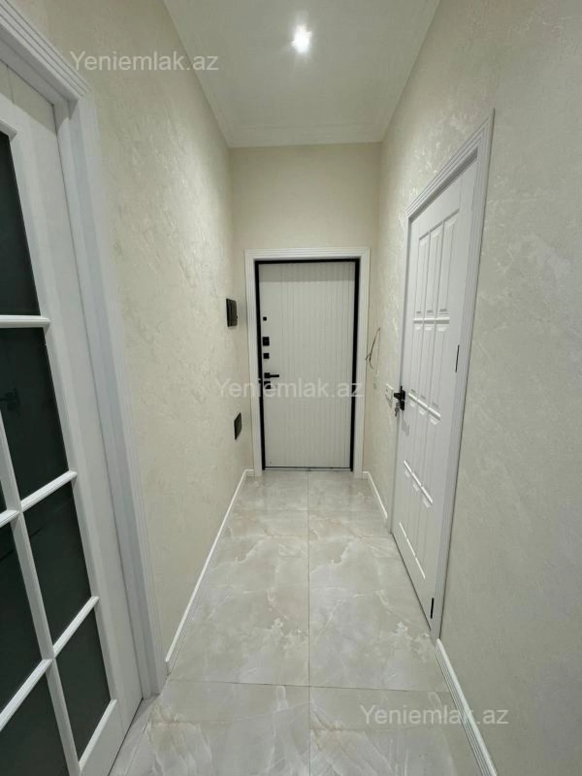 Satılır 2 otaqlı yeni tikili 60 m²