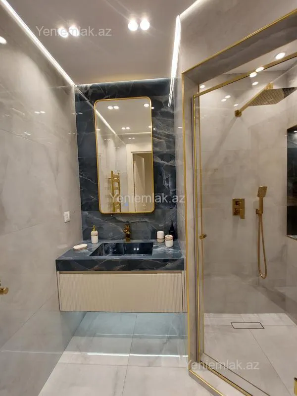 Satılır 3 otaqlı yeni tikili 85 m²