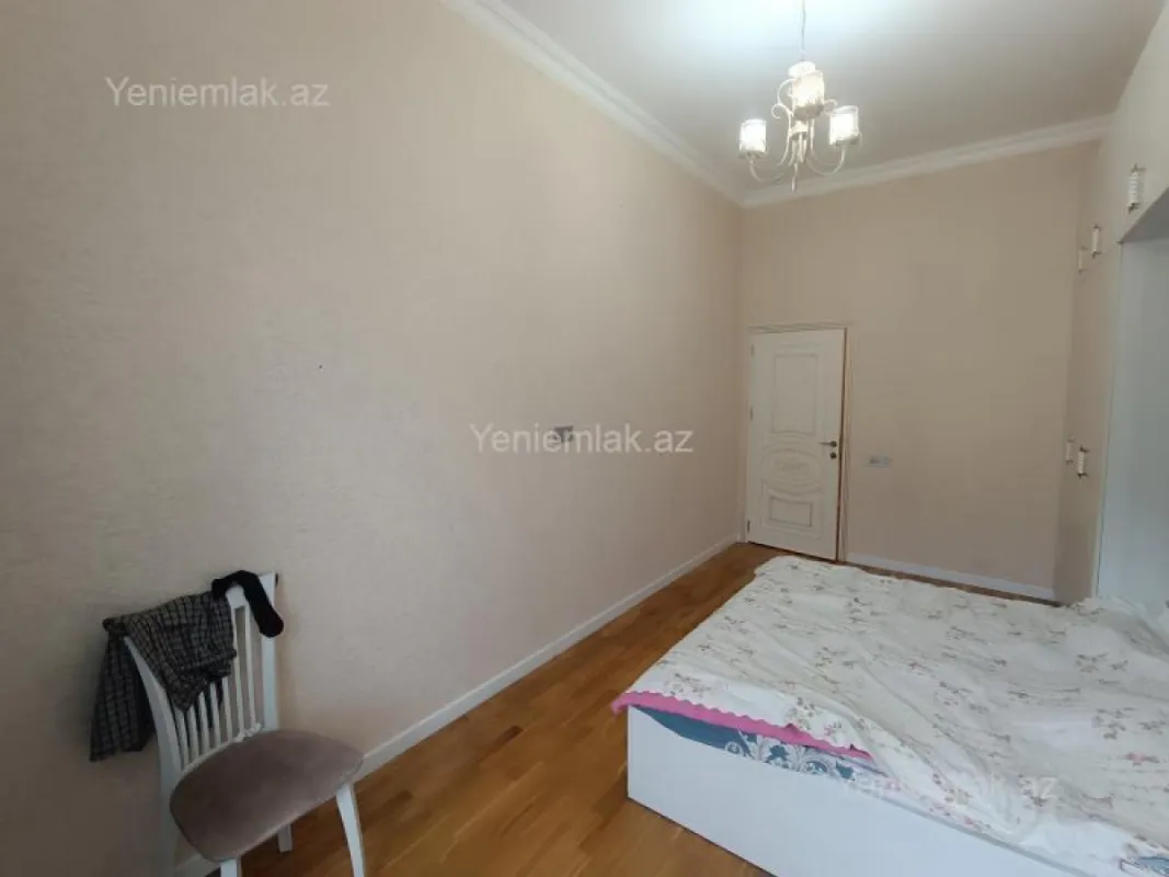 Satılır 3 otaqlı yeni tikili 97 m²