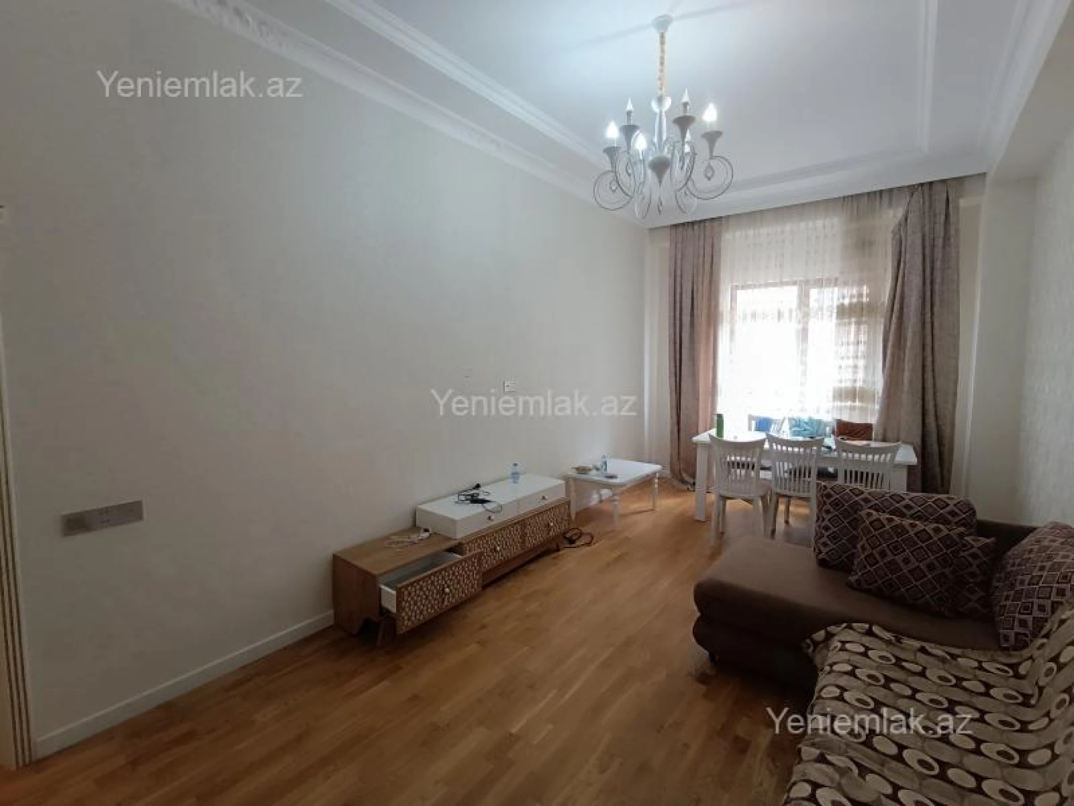 Satılır 3 otaqlı yeni tikili 97 m²