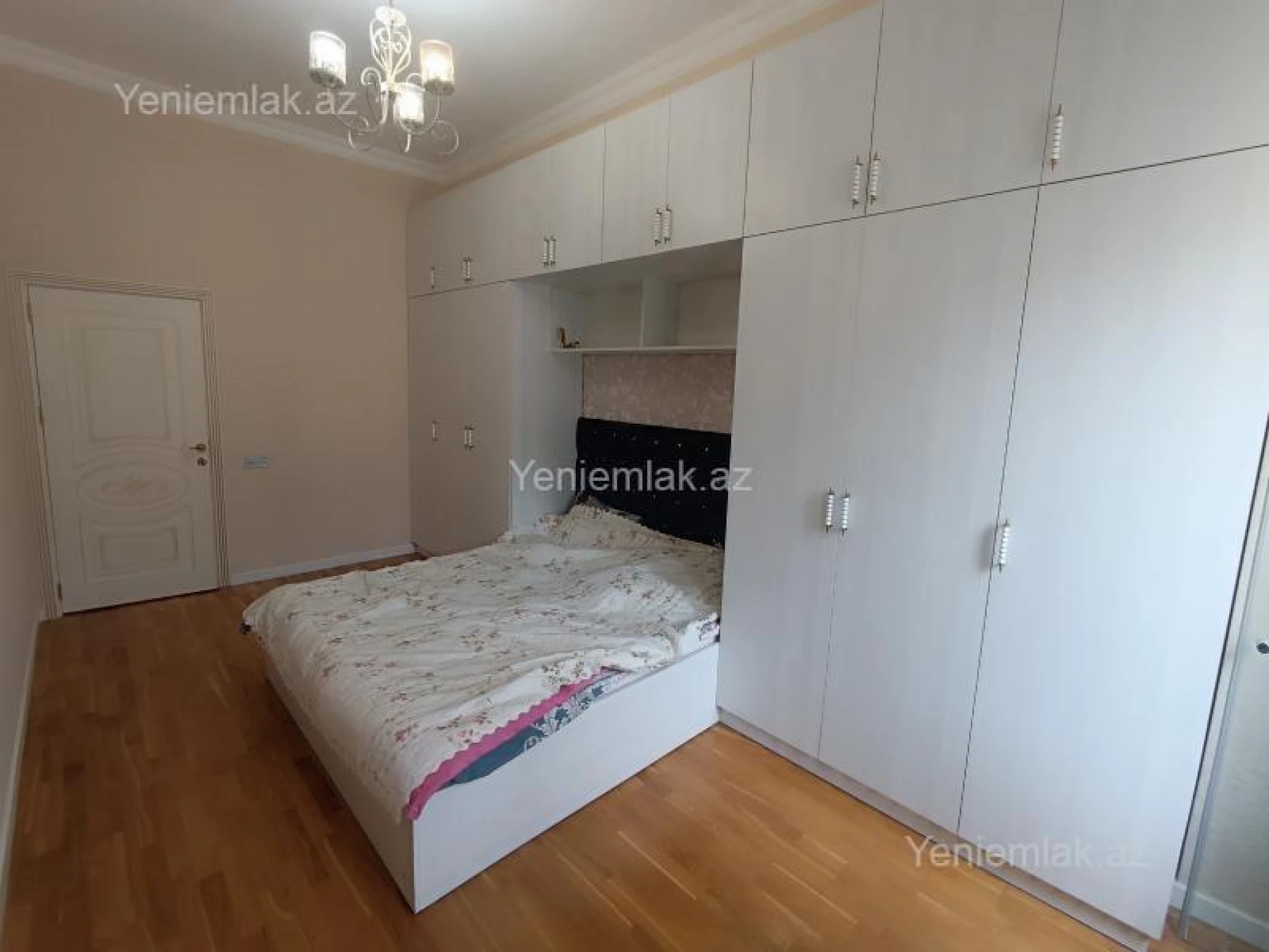 Satılır 3 otaqlı yeni tikili 97 m²
