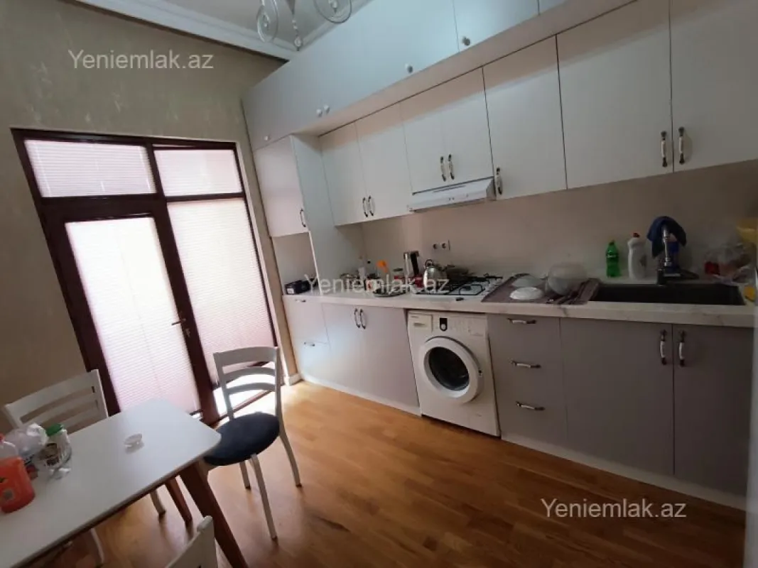 Satılır 3 otaqlı yeni tikili 97 m²
