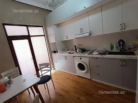 Satılır 3 otaqlı yeni tikili 97 m²