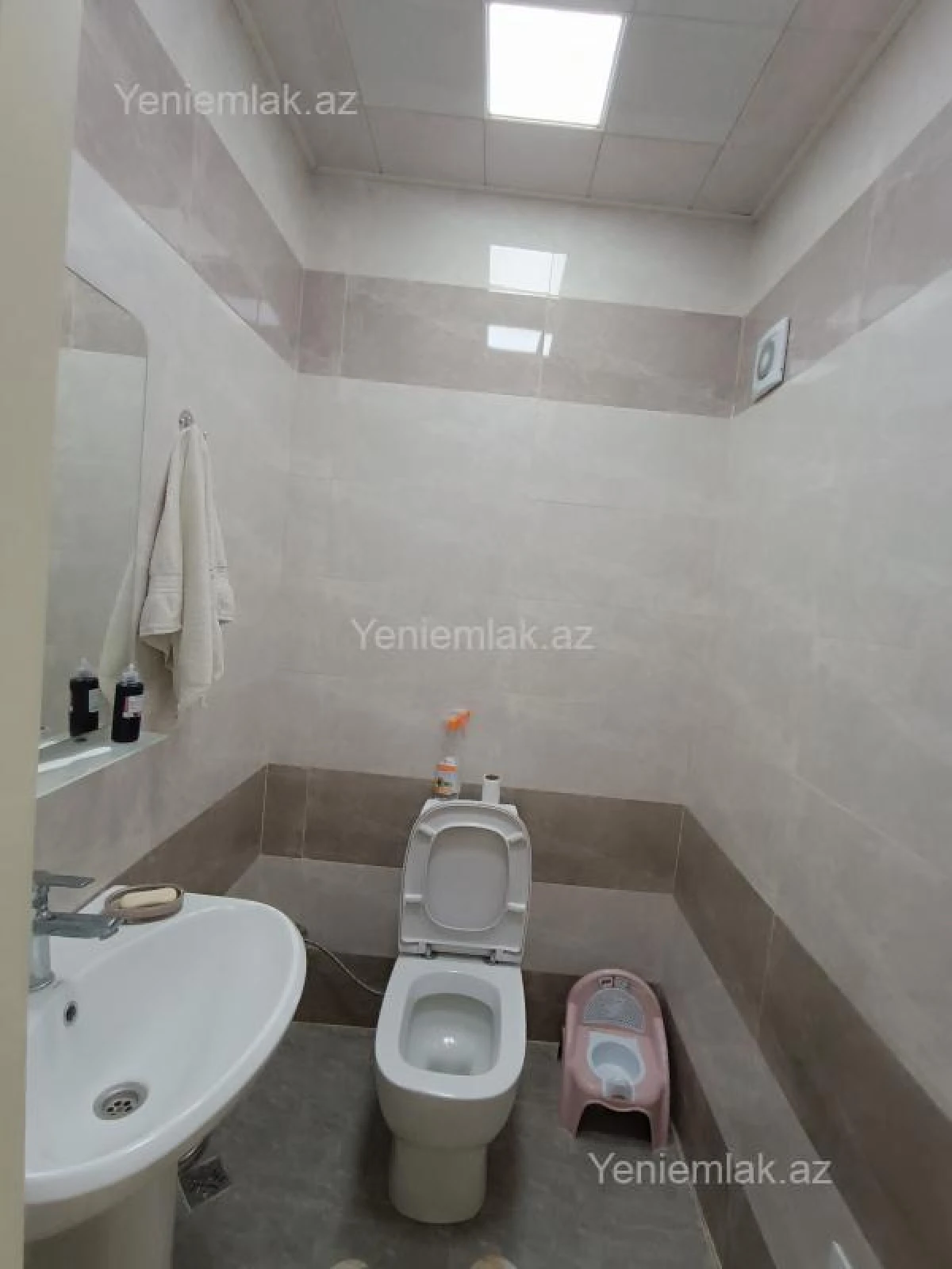 Satılır 3 otaqlı yeni tikili 100 m²