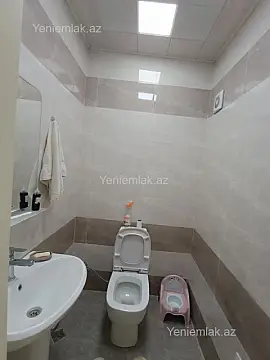 Satılır 3 otaqlı yeni tikili 100 m²