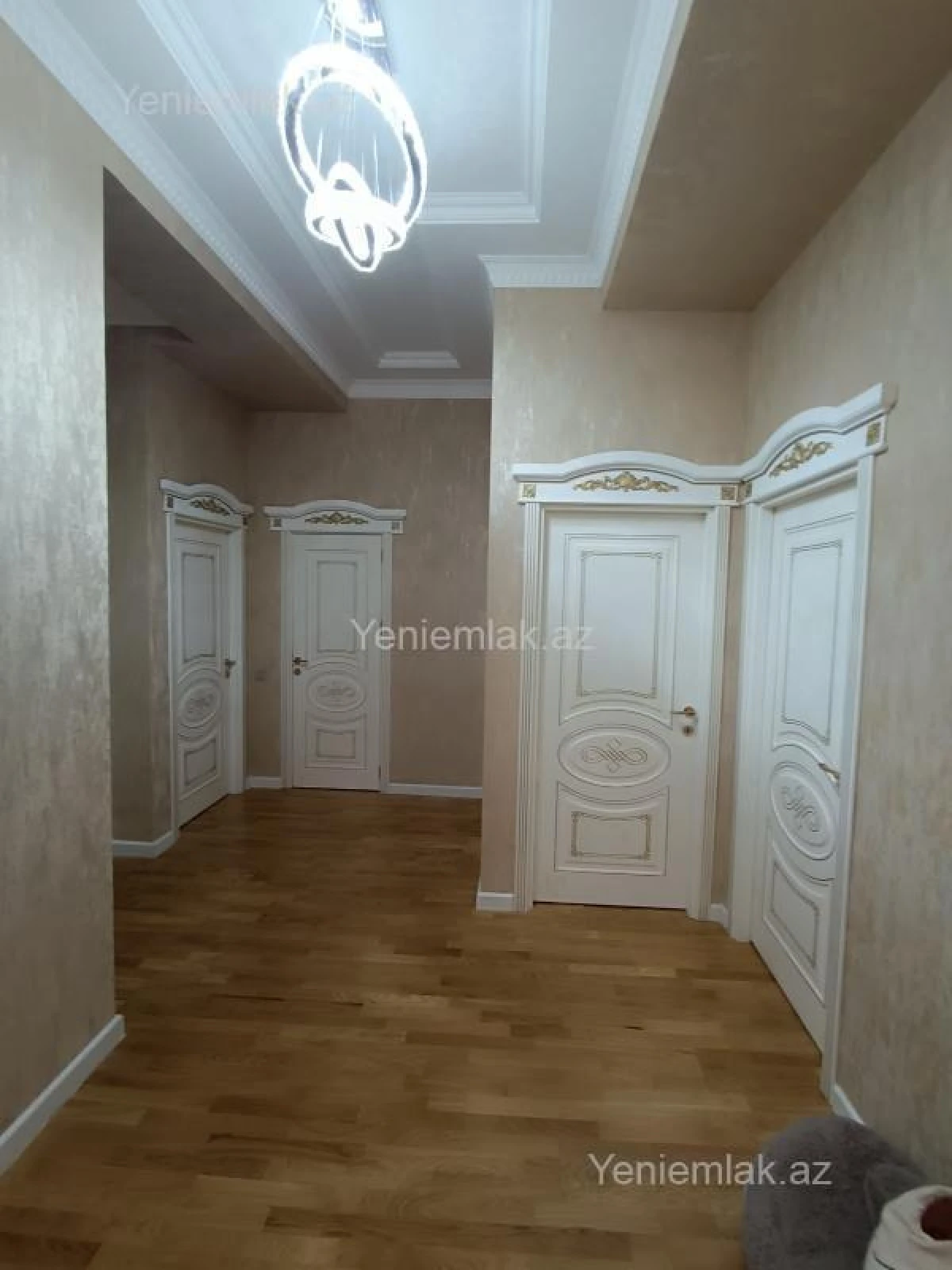 Satılır 3 otaqlı yeni tikili 100 m²
