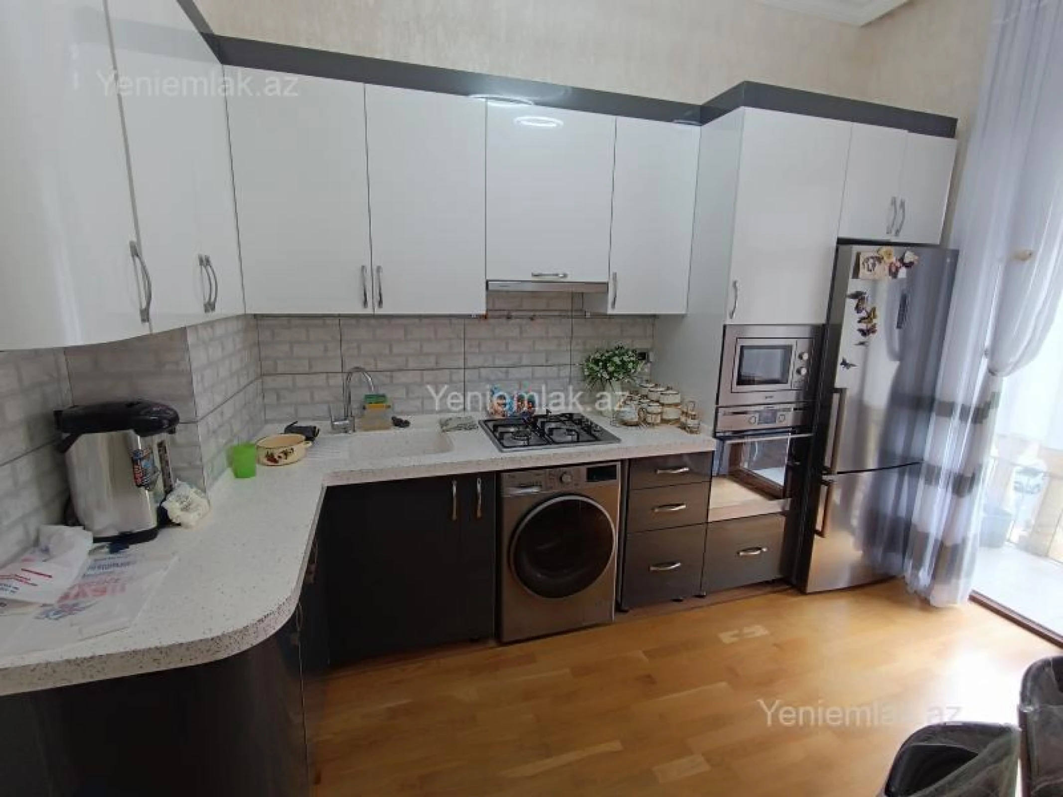 Satılır 3 otaqlı yeni tikili 100 m²