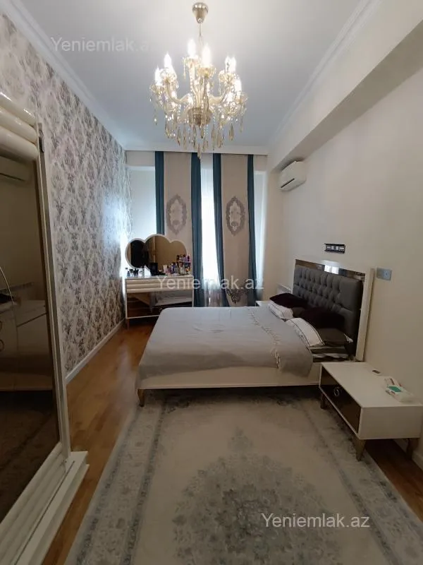 Satılır 3 otaqlı yeni tikili 105.4 m²