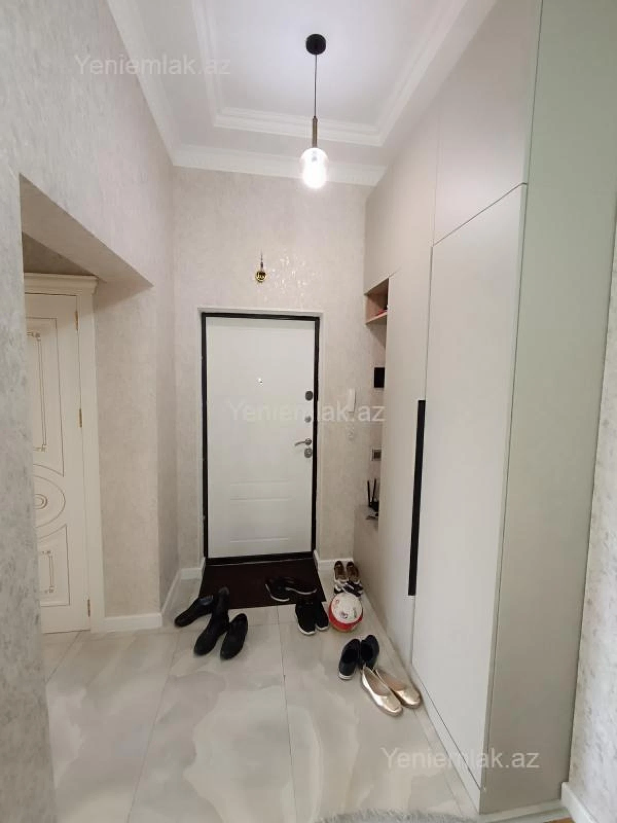 Satılır 3 otaqlı yeni tikili 105.4 m²