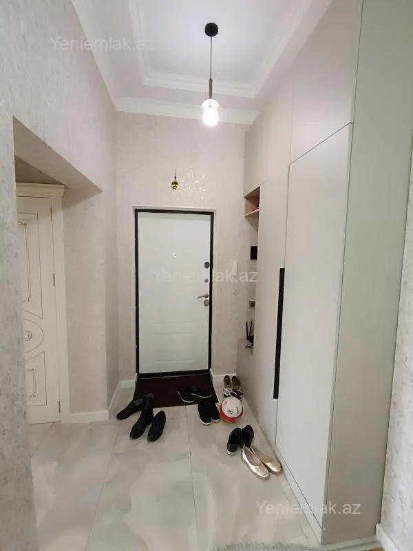Satılır 3 otaqlı yeni tikili 105.4 m²