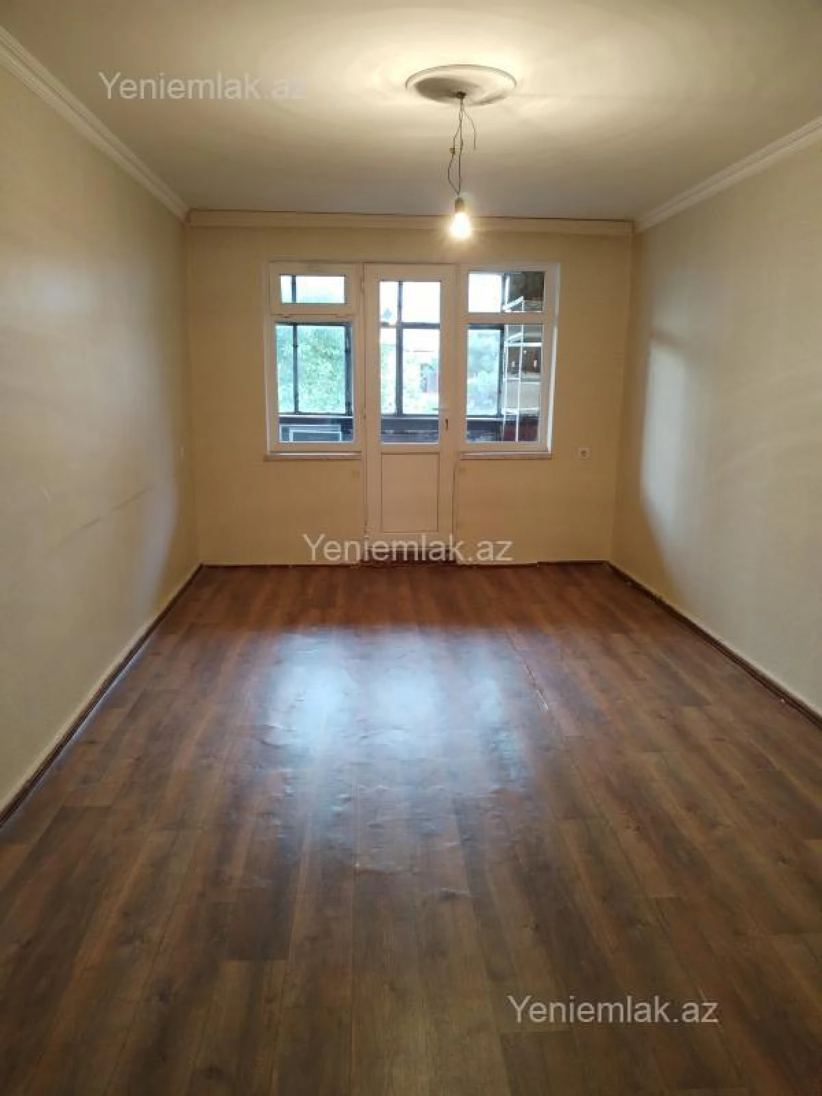 Satılır 3 otaqlı köhnə tikili 65 m²