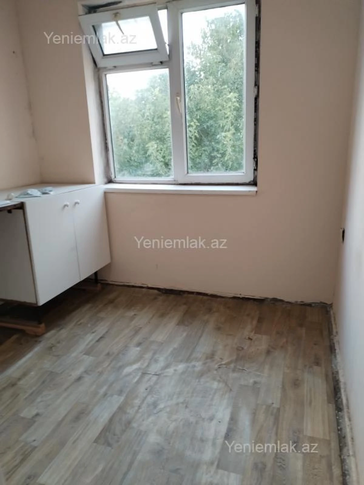 Satılır 3 otaqlı köhnə tikili 65 m²