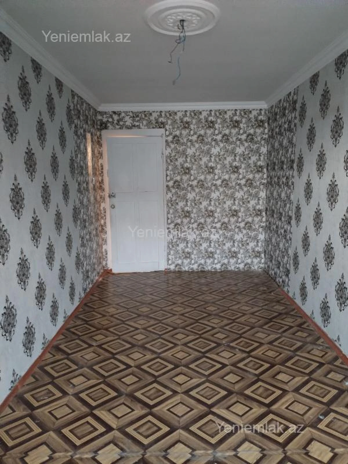 Satılır 3 otaqlı köhnə tikili 65 m²