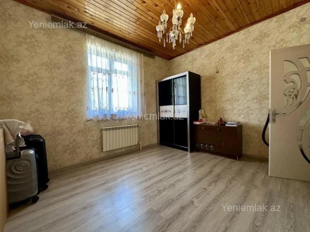 Satılır 4 otaqlı həyət evi 110 m²