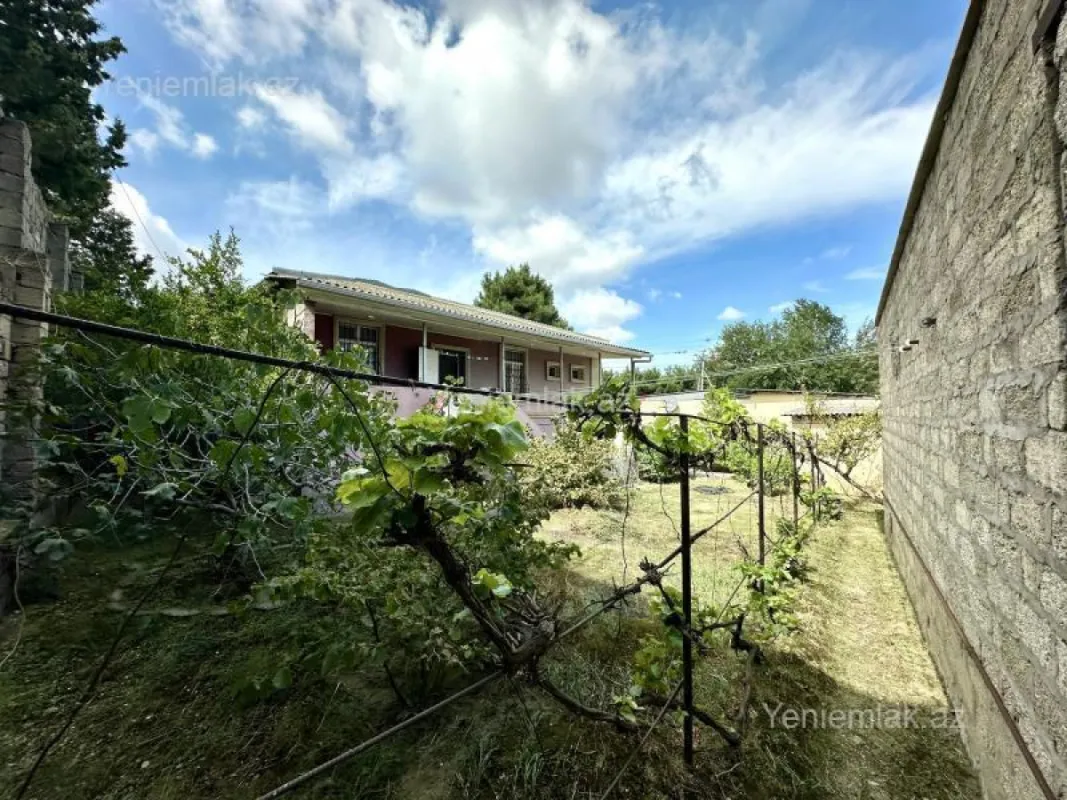 Satılır 4 otaqlı həyət evi 110 m²