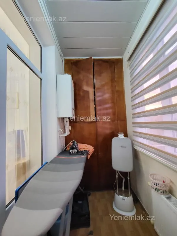 Satılır 2 otaqlı köhnə tikili 56 m²
