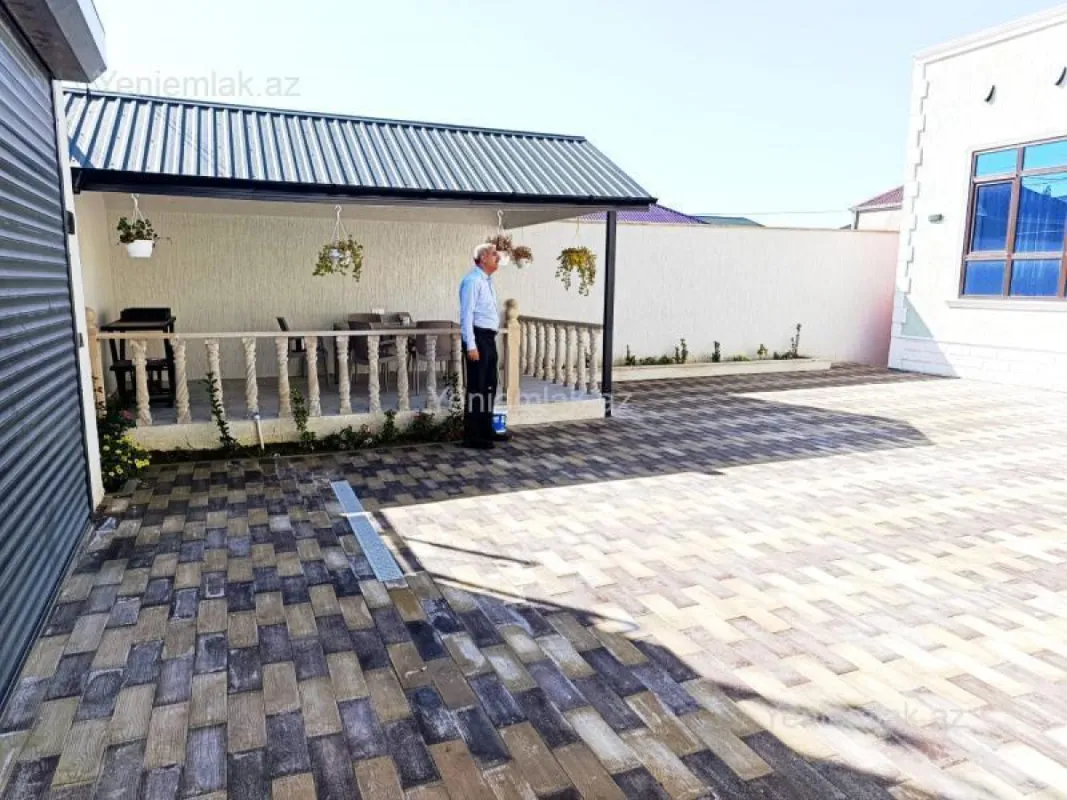 Satılır 4 otaqlı həyət evi 100 m²