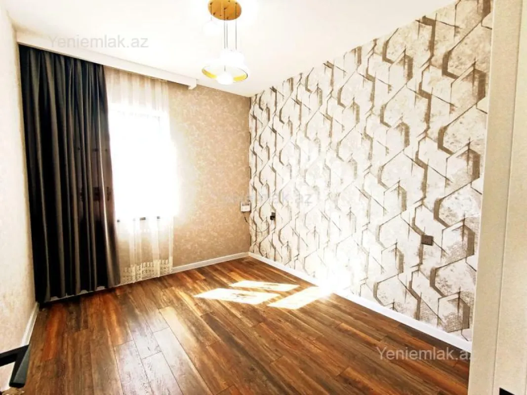 Satılır 4 otaqlı həyət evi 100 m²