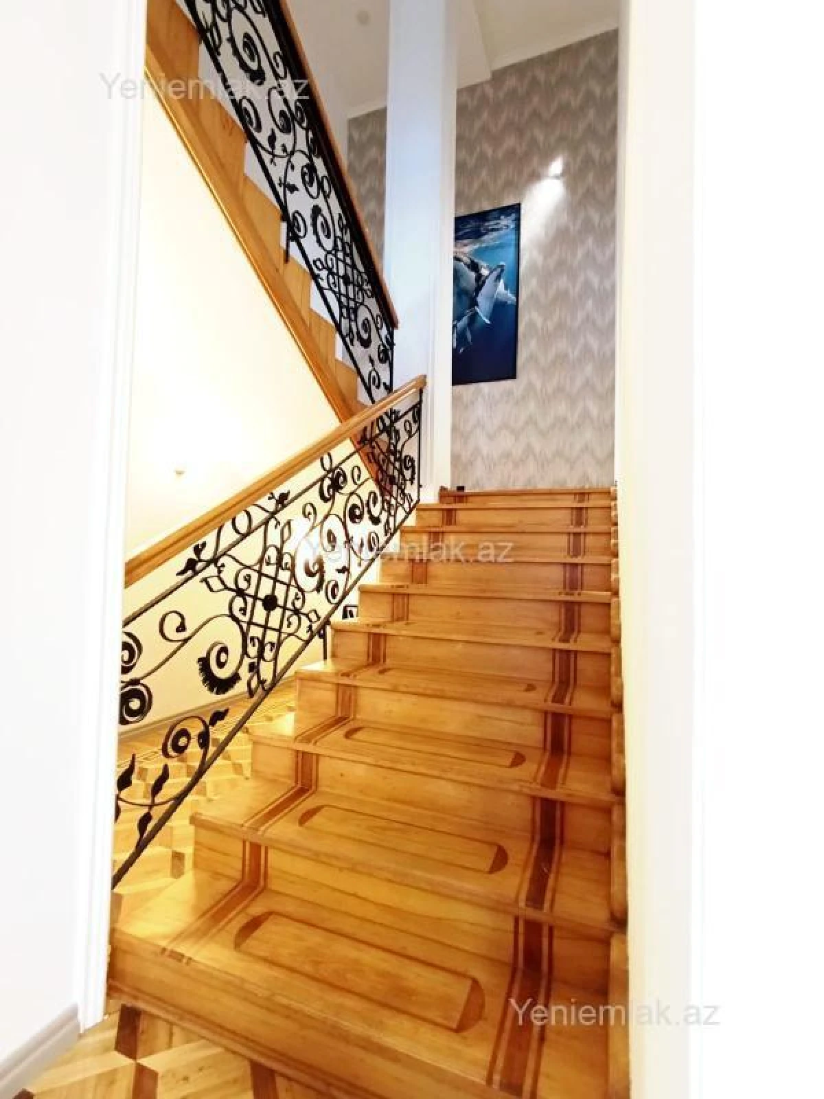 Satılır 6 otaqlı həyət evi 250 m²