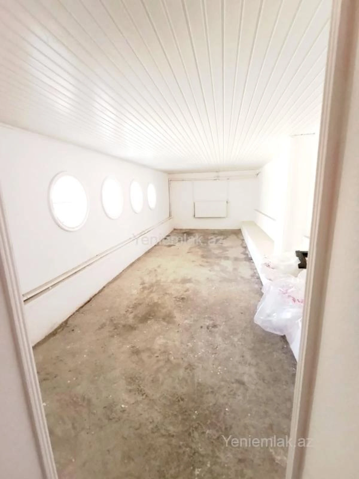 Satılır 6 otaqlı həyət evi 250 m²