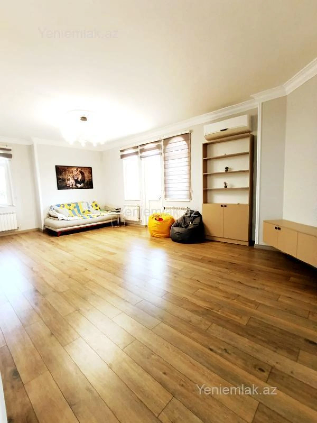 Satılır 6 otaqlı həyət evi 250 m²